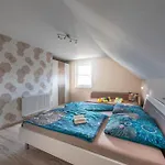 Arisa Iii Nyaraló *