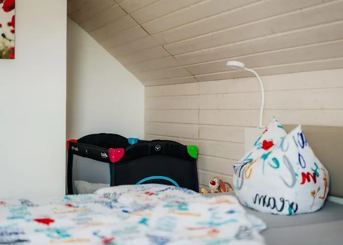 بيت للعطل Arisa Iii *